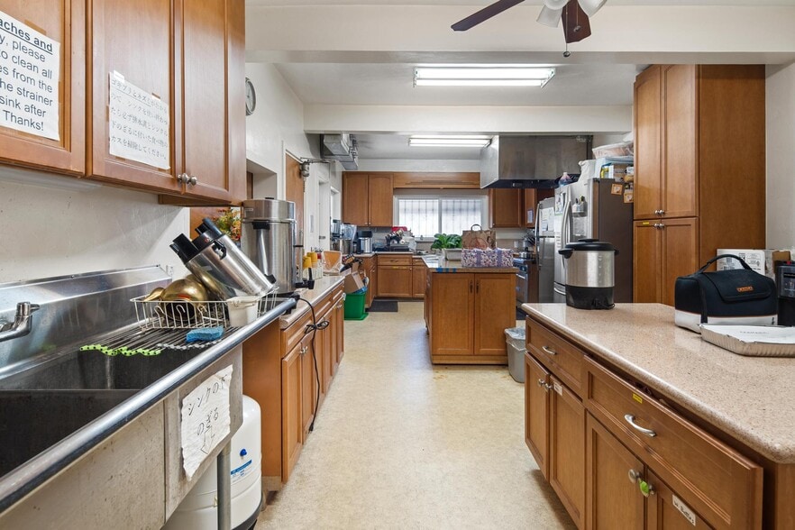 More Photos Of 1920 E St, San Diego Religious Facility For Sale