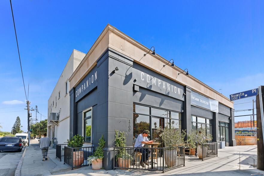 Primary Photo Of 1700-1702 Lincoln Blvd, Venice Storefront Retail Residential For Sale