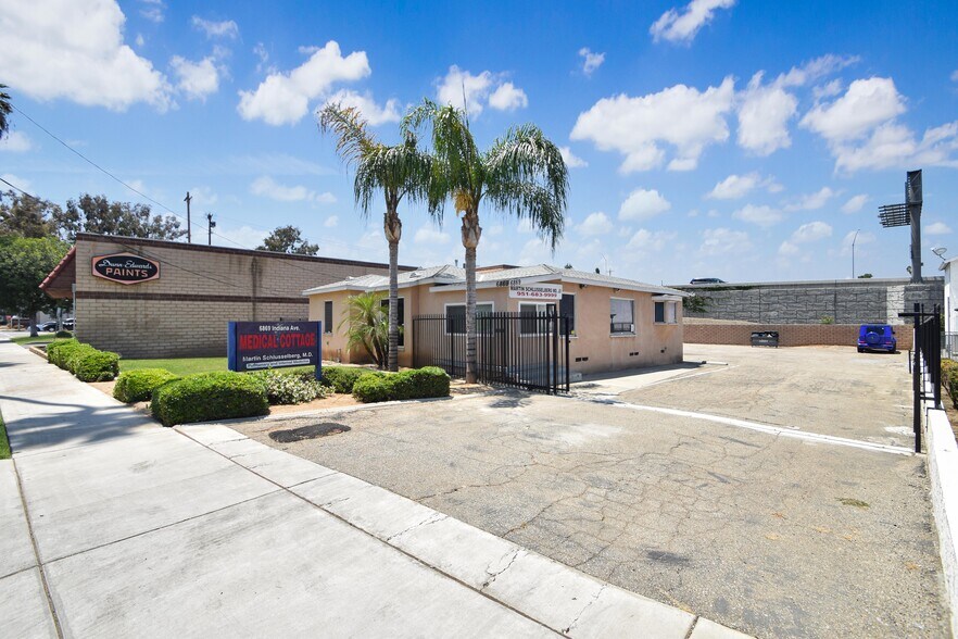 More Photos Of 6869 Indiana Ave, Riverside Freestanding For Sale