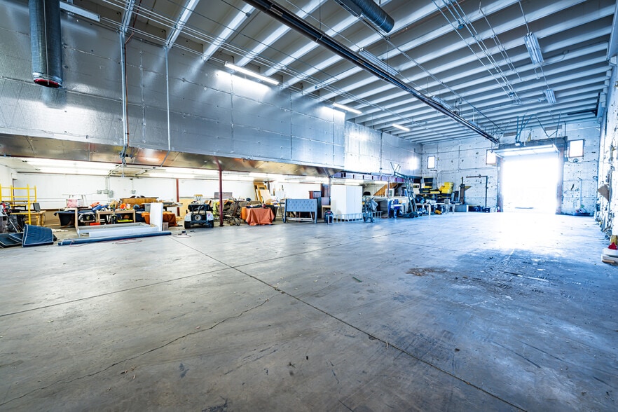 More Photos Of 1270 S Lipan St, Denver Manufacturing For Sale