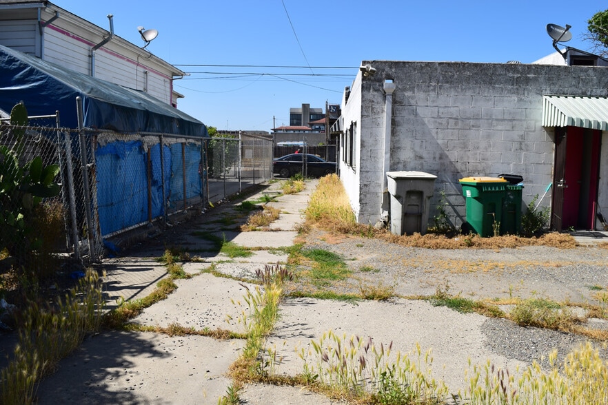 More Photos Of 128 E Sonora St, Stockton Freestanding For Sale