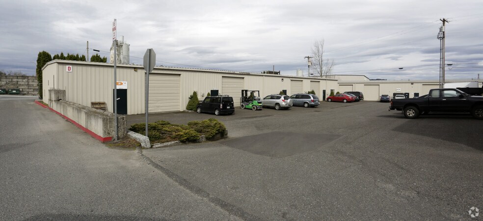 More Photos Of 2233 NE 244th Ave, Troutdale Unknown For Lease