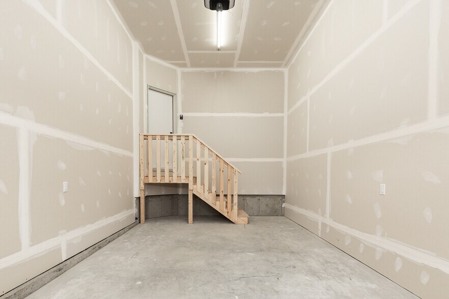 More Photos Of 304 50 w, Raymond Multifamily For Sale