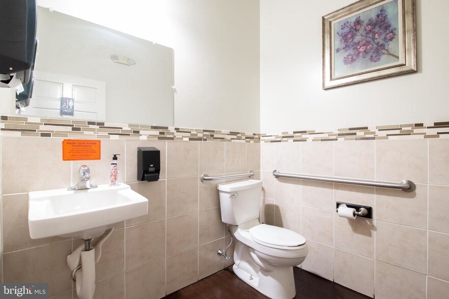 More Photos Of 619-623 E Landis Ave, Vineland Restaurant For Sale