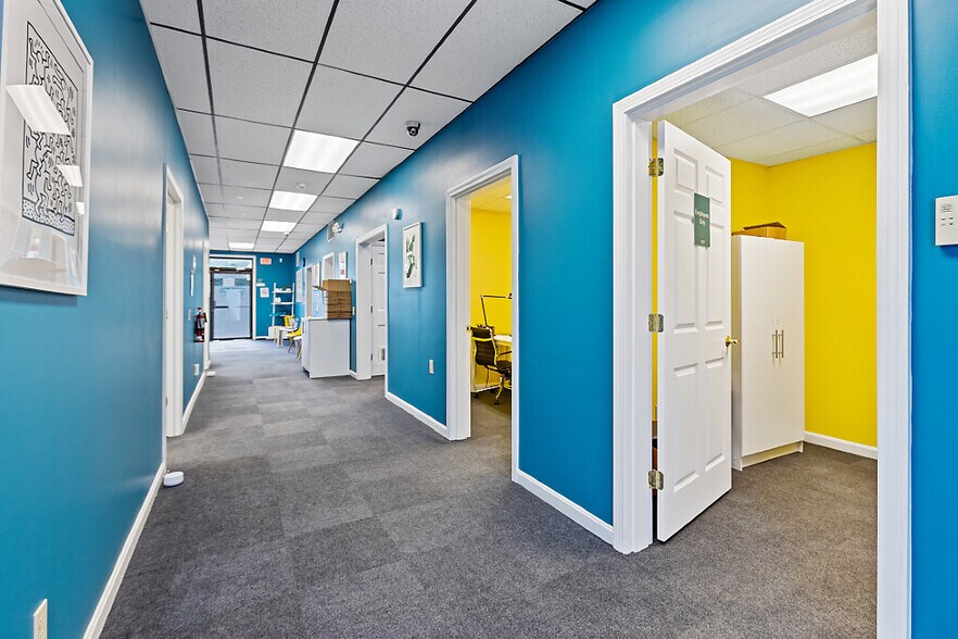 More Photos Of 208 College Ave, Waterville Office For Lease
