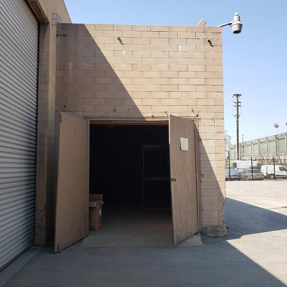 8600 Tamarack Ave, Sun Valley, CA 91352 - Industrial For Lease Cityfeet.com