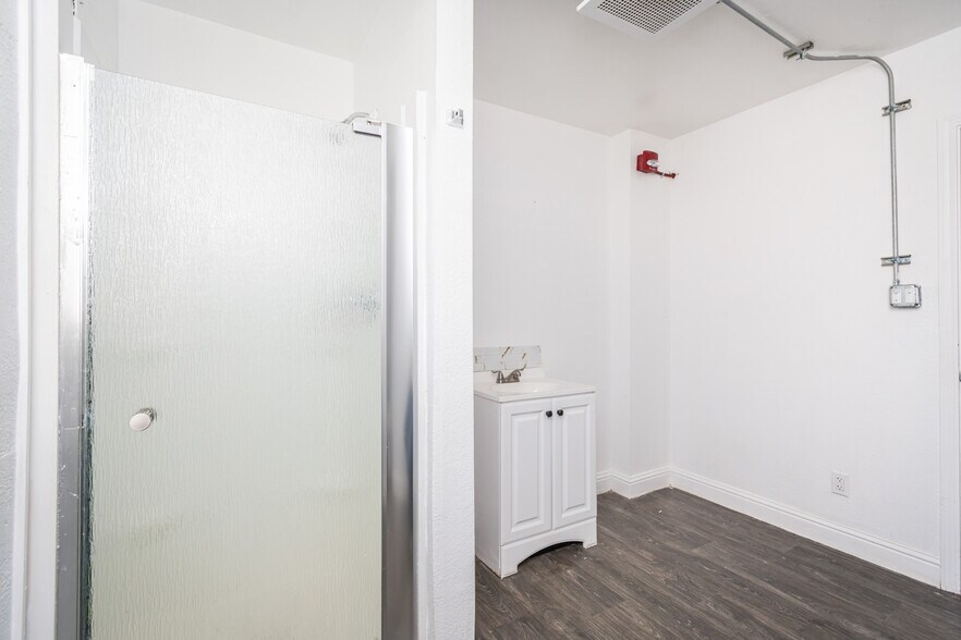 More Photos Of 2255 Bird St, Oroville Apartments For Sale