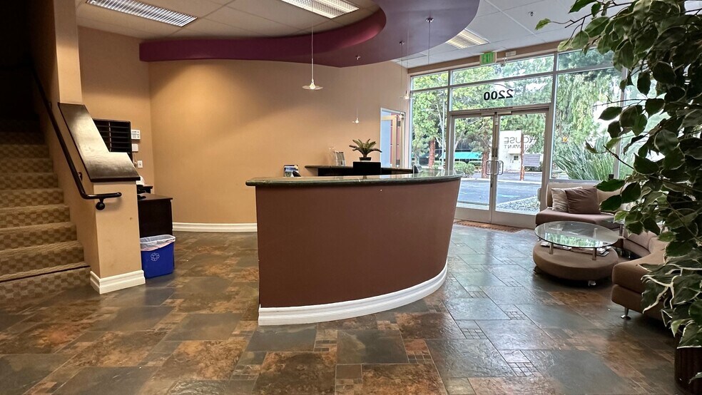 More Photos Of 2200 Ringwood Ave, San Jose Light Manufacturing For Sale