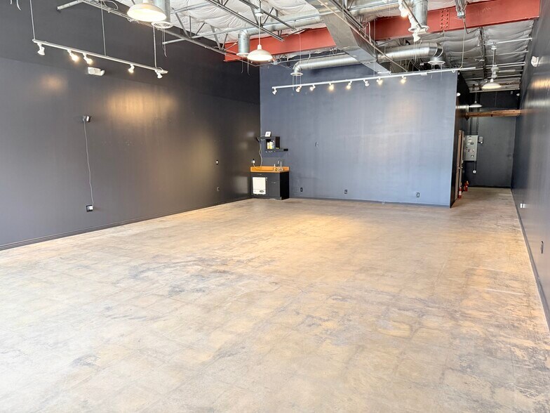 More Photos Of 440 N Broadway, Denver General Retail For Lease
