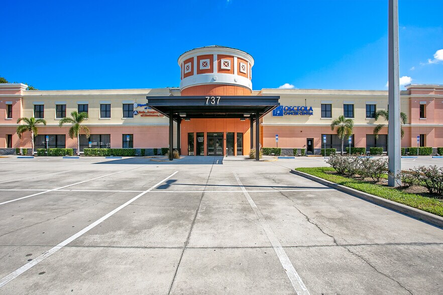 Primary Photo Of 737 W Oak St, Kissimmee Medical For Lease