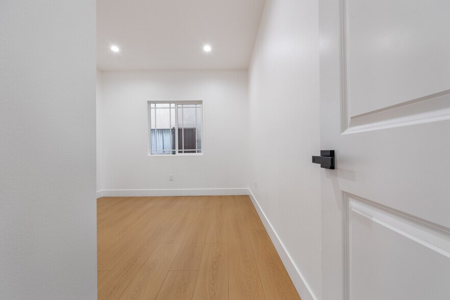 More Photos Of 8405 McKinley Ave, Los Angeles Multifamily For Sale