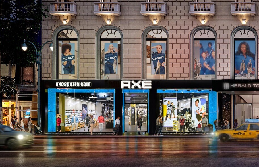 More Photos Of 50 W 34th St, New York Apartments For Lease