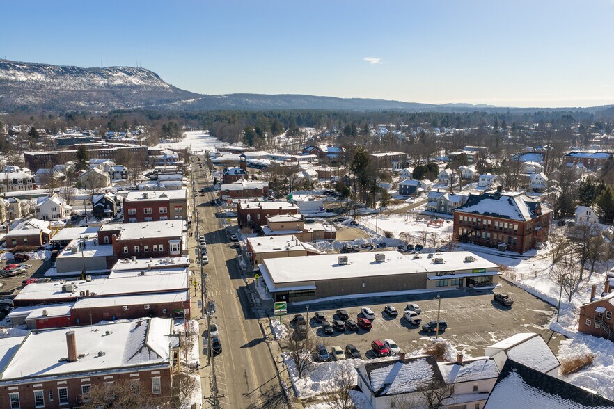 More Photos Of 32 Union St, Easthampton Storefront For Lease