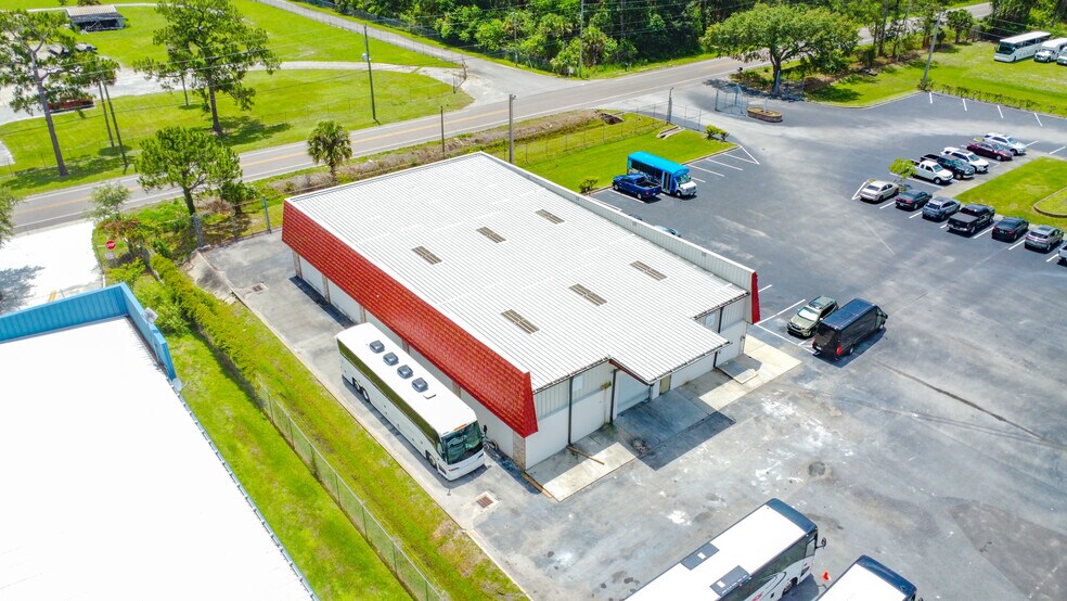 More Photos Of 1445 Cox Rd, Cocoa Light Distribution For Lease