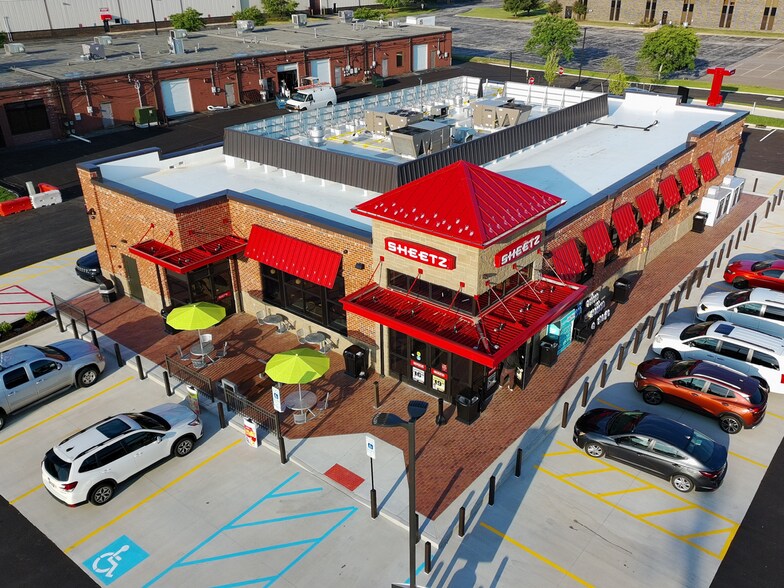 More Photos Of 29500 Aurora Rd, Solon Service Station For Sale