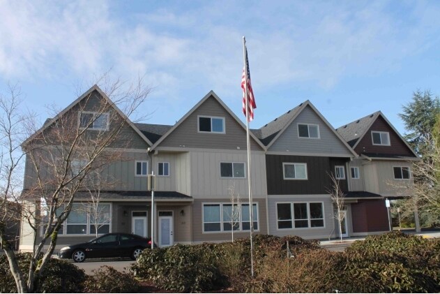 More Photos Of 308-314 NE 1st Ave, Battle Ground Apartments For Lease