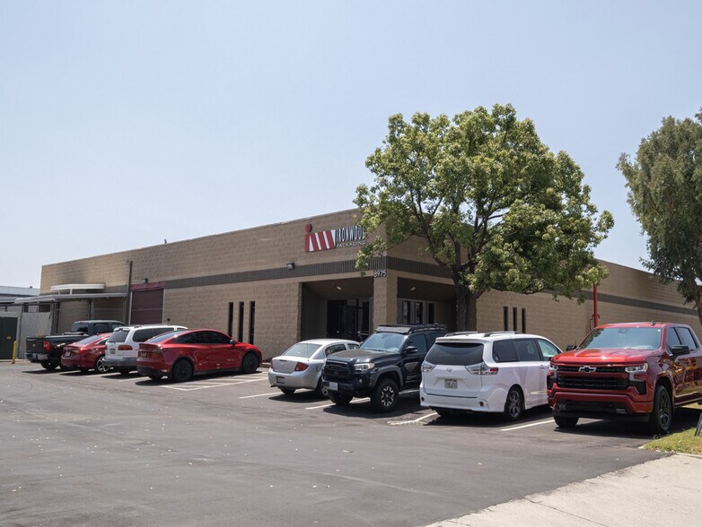 Primary Photo Of 8975 Cottage Ave, Rancho Cucamonga Manufacturing For Sale