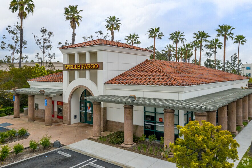 More Photos Of 26602 Towne Centre Dr, Foothill Ranch Unknown For Lease