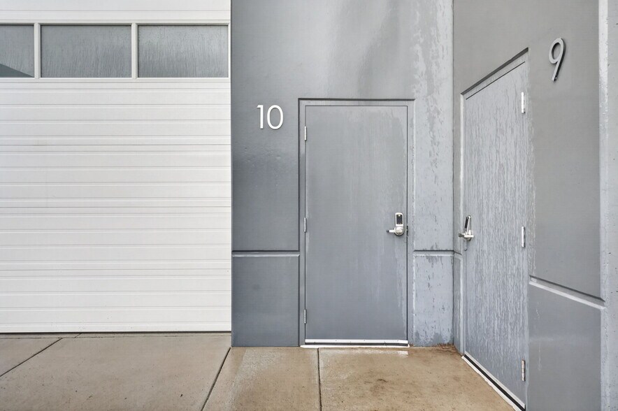 More Photos Of 1750 120 Av NE, Calgary Warehouse For Sale
