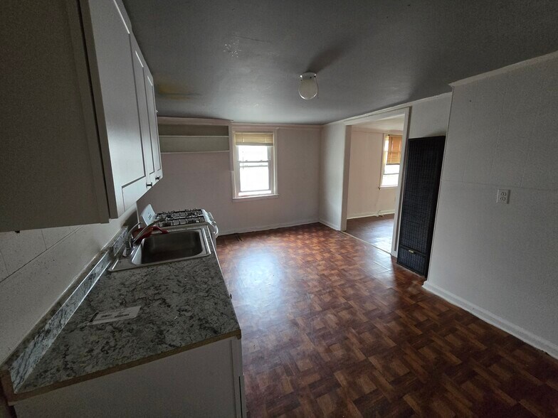 More Photos Of 236 Spring St, Newton Apartments For Sale