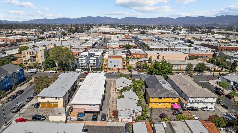 More Photos Of 12012 Hart St, North Hollywood Land For Sale