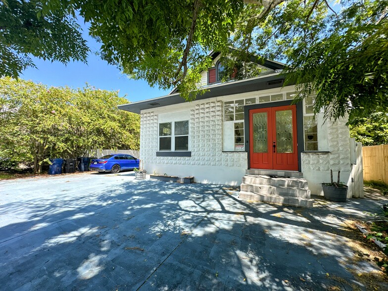 More Photos Of 3105 W Spruce St, Tampa Apartments For Sale