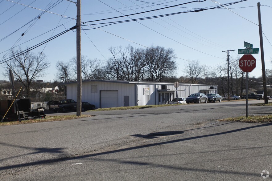 More Photos Of 2118-2120 Utopia Ave, Nashville Warehouse For Lease