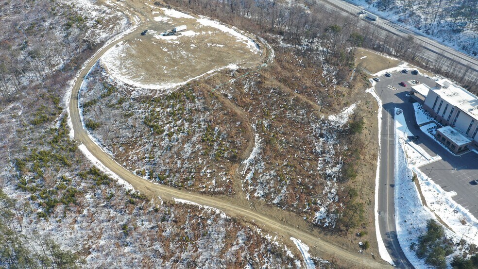 More Photos Of Shades Ln, Cumberland Land For Sale