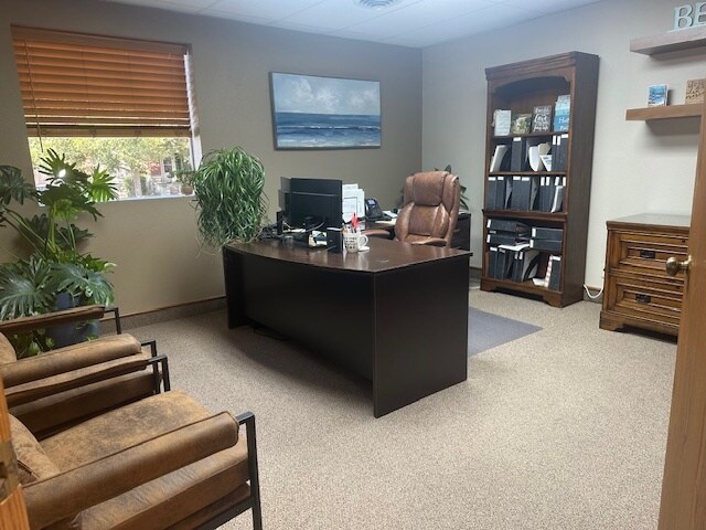 More Photos Of 118 W Locust St, Independence Office For Sale