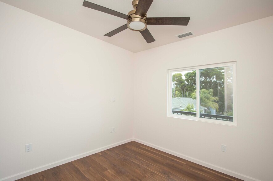 More Photos Of 1380 Lincoln Ave, San Rafael Apartments For Sale