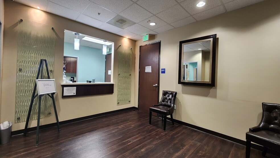 More Photos Of 3600 N Verdugo Rd, Glendale Office For Lease