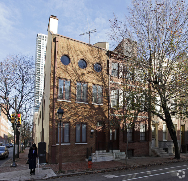 Primary Photo Of 741-743 Spruce St, Philadelphia Medical For Lease