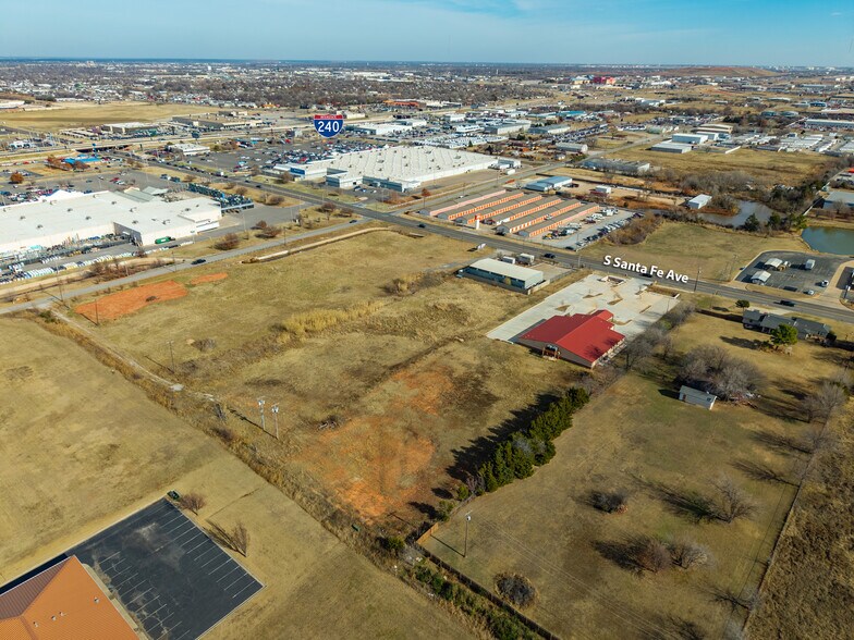 More Photos Of 8017 S Santa Fe Ave, Oklahoma City Religious Facility For Sale