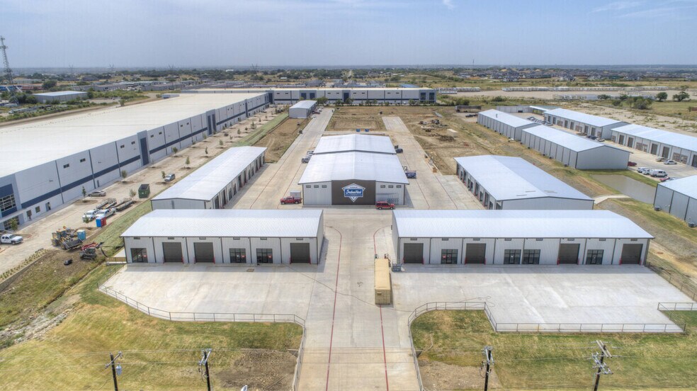 Primary Photo Of 13027 Harmon Rd, Fort Worth Warehouse For Lease