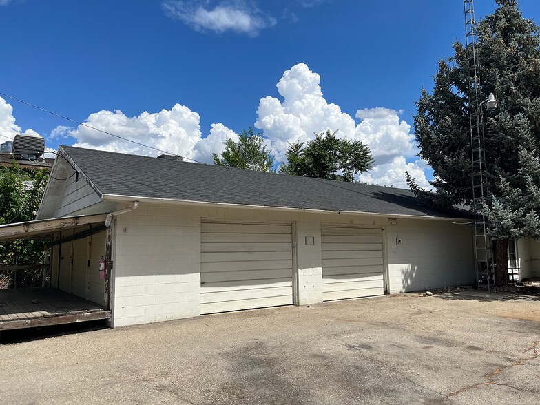 More Photos Of 114 W 43rd St, Garden City Warehouse For Sale
