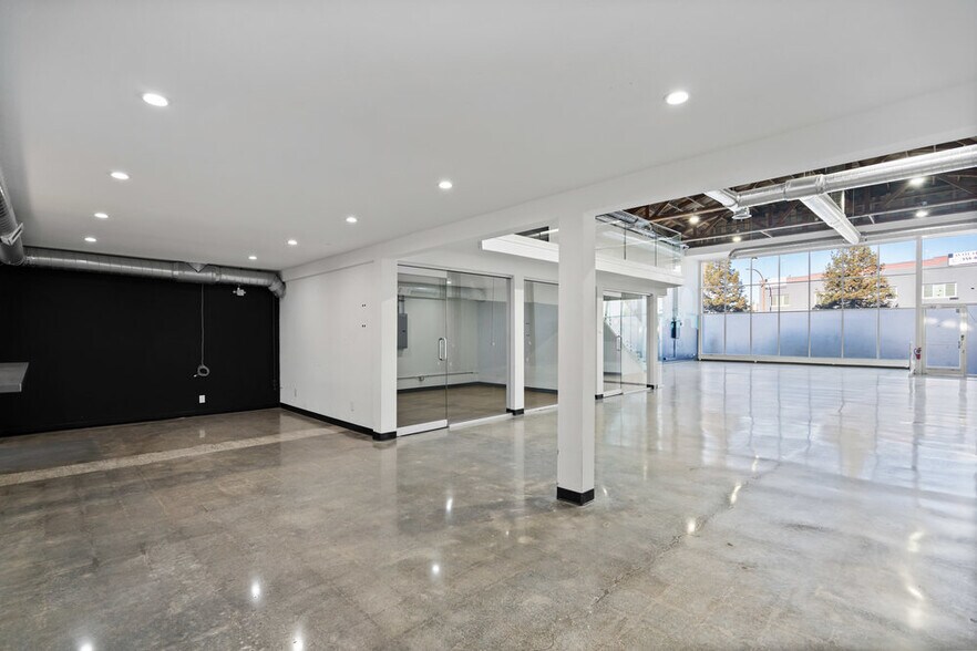 More Photos Of 1802-1808 El Camino Real, Redwood City General Retail For Lease