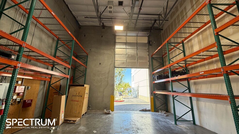 More Photos Of 28486 Constellation Rd, Valencia Warehouse For Lease