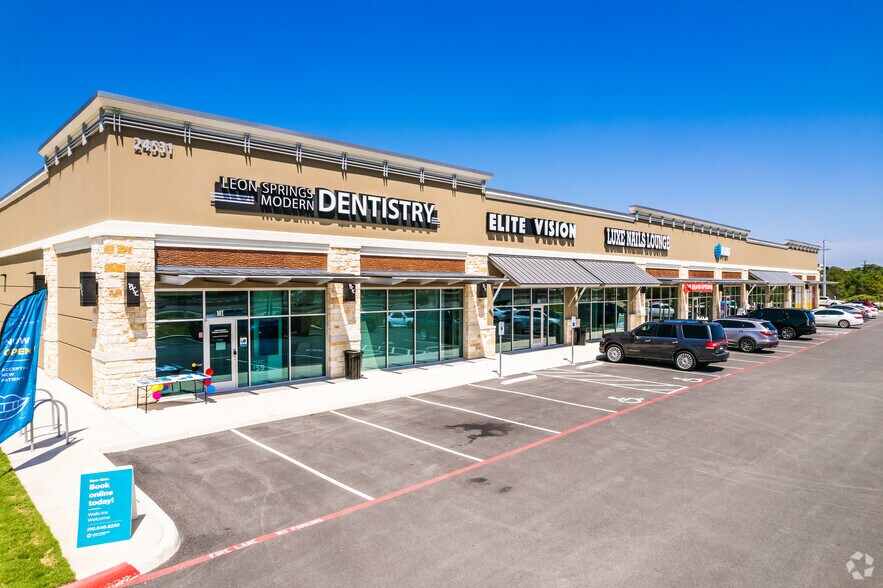More Photos Of 24531 IH-10 West, San Antonio General Retail For Lease