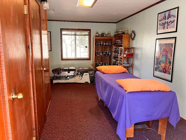 More Photos Of 1225 S Main St, Willits Medical For Sale