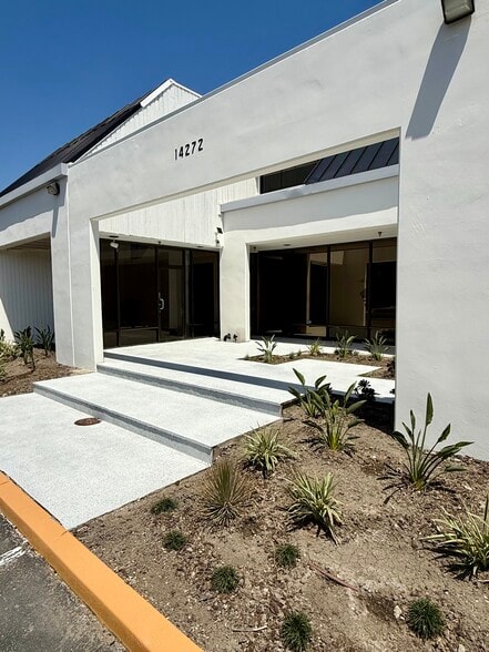 More Photos Of 14272 Chambers Rd, Tustin Warehouse For Sale