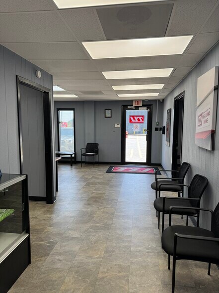 More Photos Of 1 Harold Ives Dr, North Little Rock Warehouse For Sale