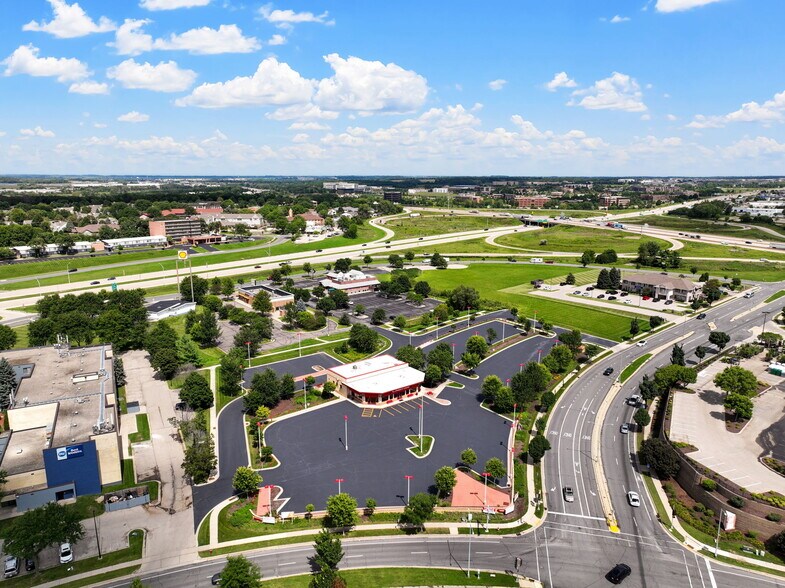 More Photos Of 2501 East Springs Dr, Madison Auto Dealership For Sale