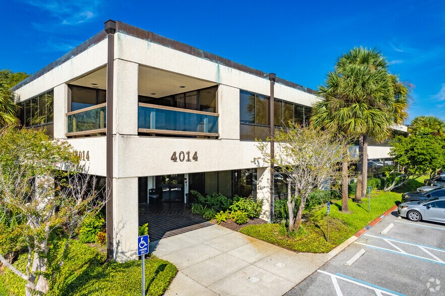 More Photos Of 4010 Gunn Hwy, Tampa Unknown For Lease