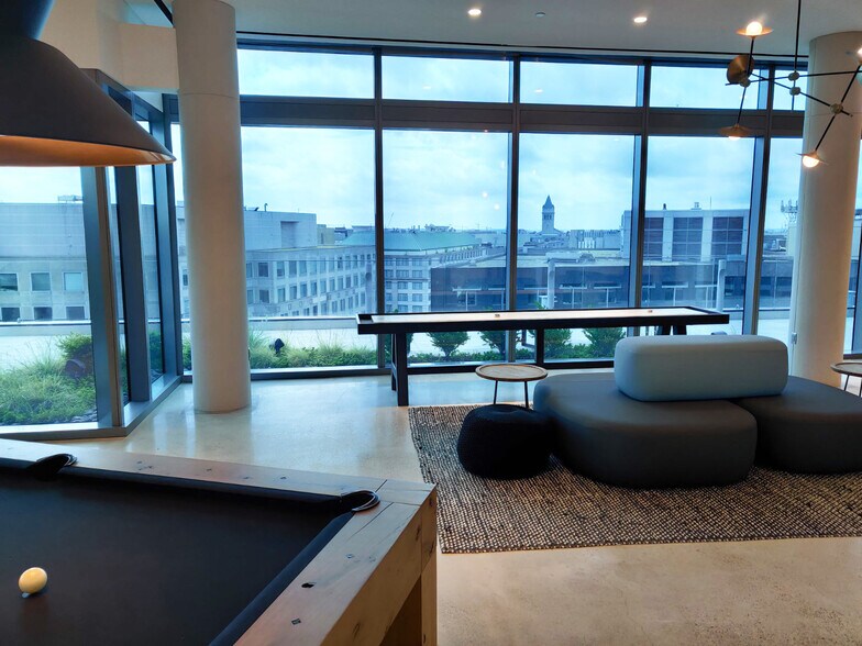 More Photos Of 1201 New York Ave NW, Washington Office For Lease