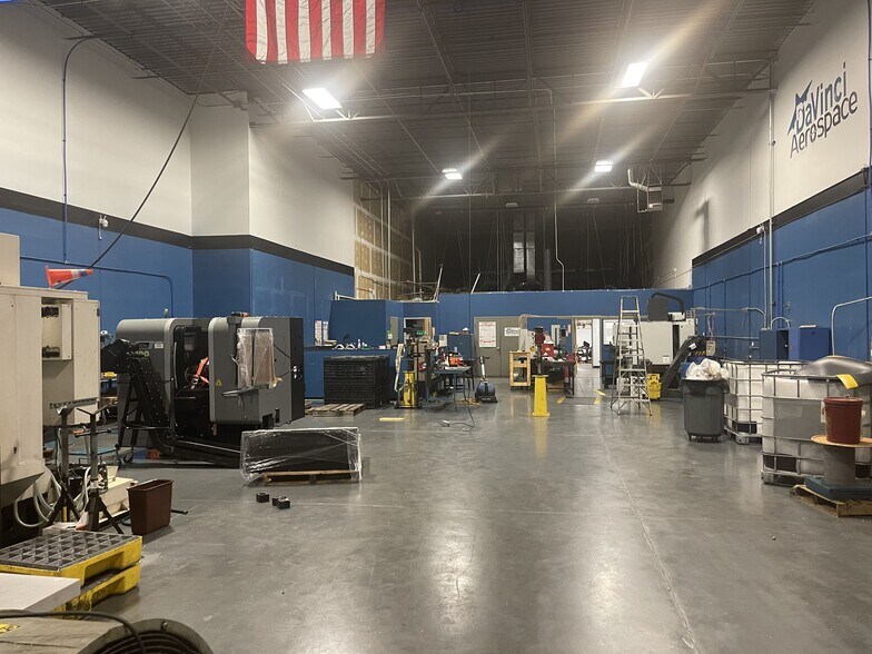 More Photos Of 4500 Green Point Dr, Greensboro Warehouse For Lease