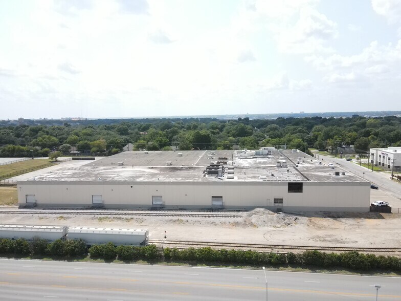 More Photos Of 1901-1923 Windsor Pl, Fort Worth Warehouse For Lease