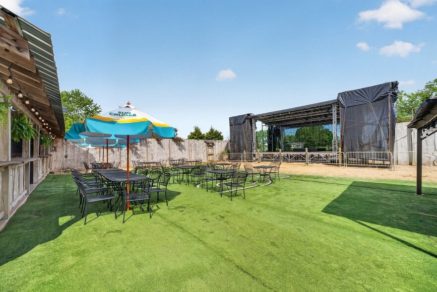 More Photos Of 1121 Route 12, Frenchtown Bar For Sale