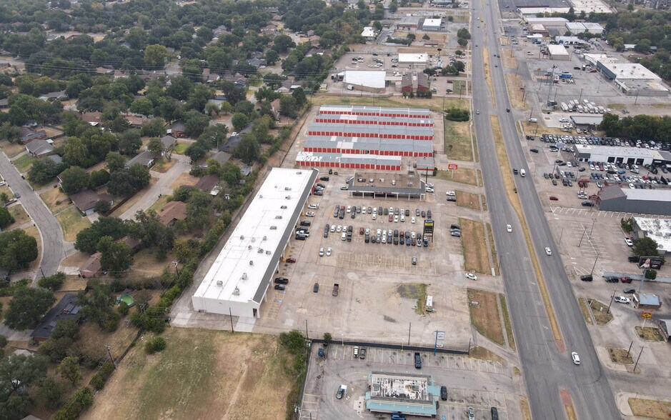 More Photos Of 8454-8474 Camp Bowie West Blvd, Fort Worth Storefront For Lease
