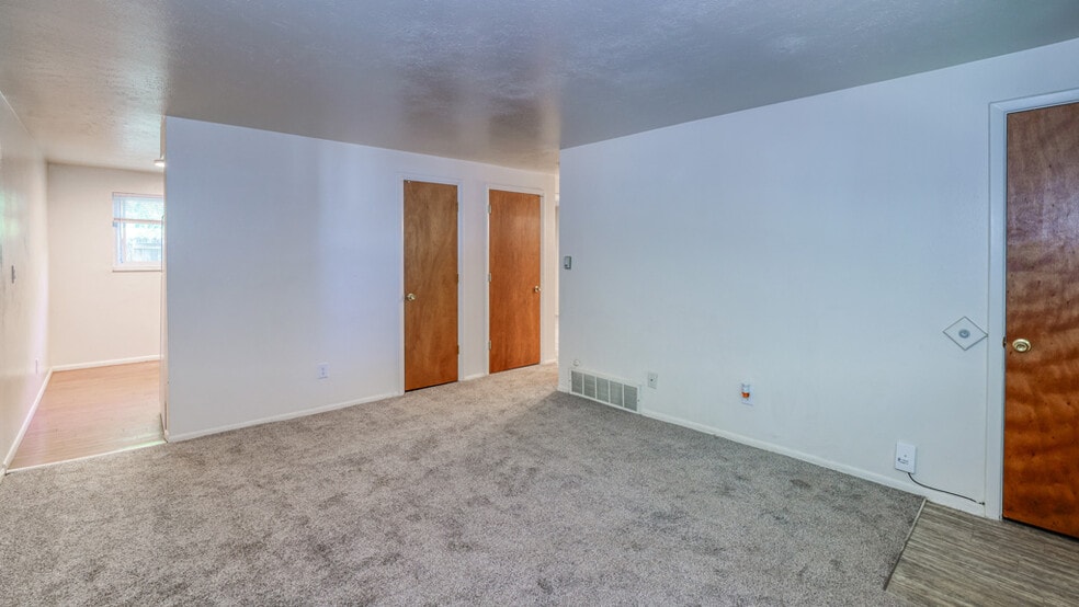 More Photos Of 225 Terry St, Longmont Apartments For Sale