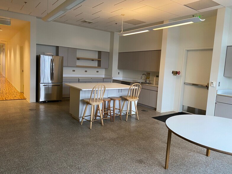 More Photos Of 14 Maple Ave, Morristown Office For Lease